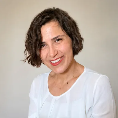 Doç. Dr. Sinem Acar